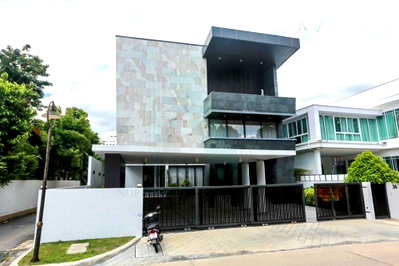 Houses for sale : 📌 For Sell House SARIN PARK 3-story 5 bedroom 6 bathroom