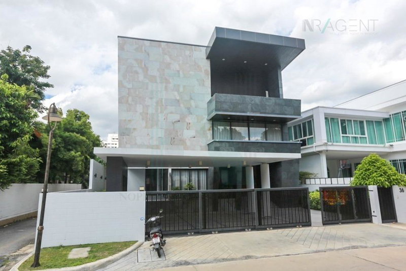Houses for sale : 📌 For Sell House SARIN PARK 3-story 5 bedroom 6 bathroom