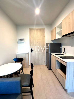 Condos for rent : 1 Bed City view Fully furnishe Good Location Close to MRT Lat Phrao 150 m.  @ Nue Noble Ratchada Lat Phrao