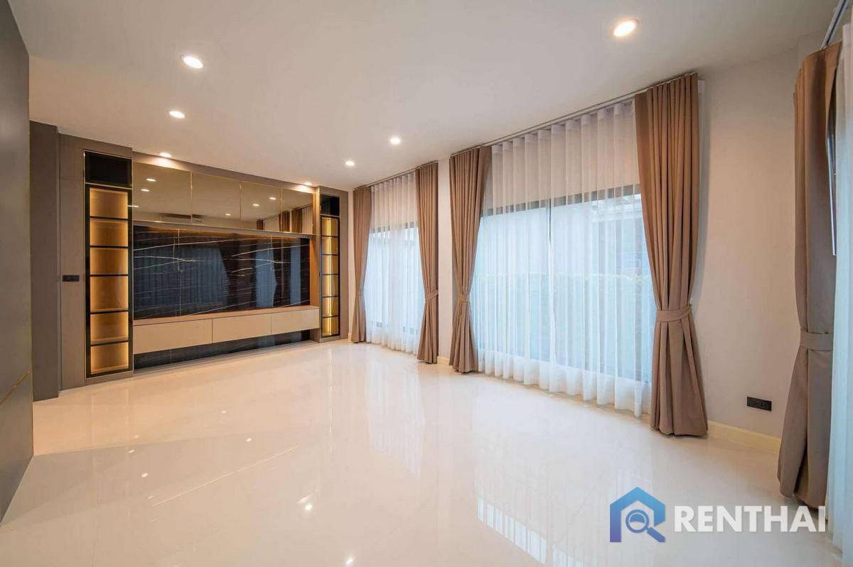 รูป ขายบ้านเดี่ยวหลังมุม สภาพใหม่ ทำเลพรีเมียม - รูปที่ 5/25