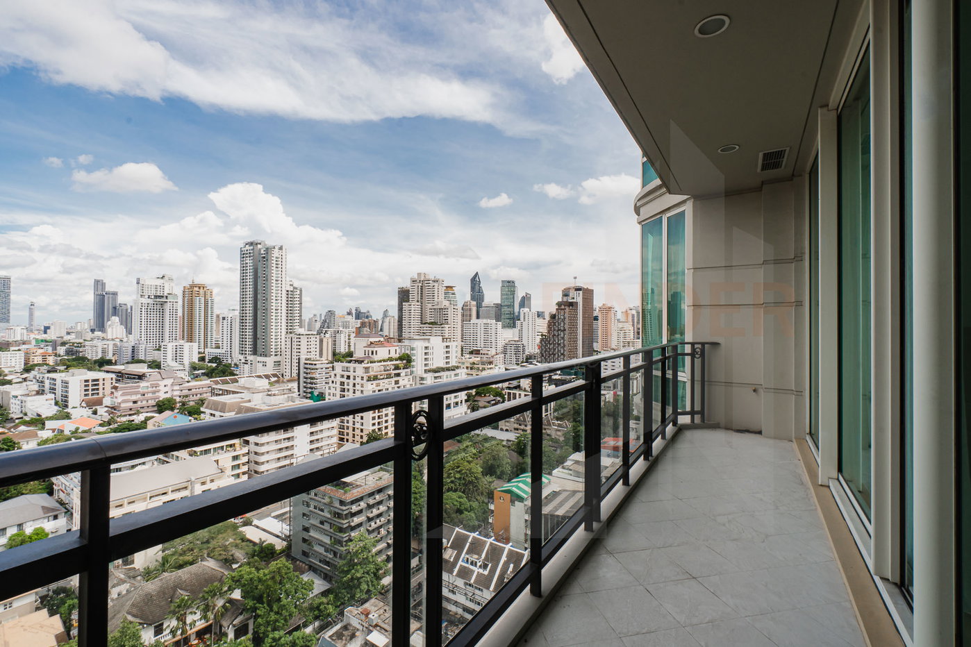 รูป Royce private residences 2 bedrooms, for sale - รูปที่ 11/11