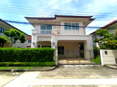 ขายบ้านเดี่ยว : ขายบ้านเดี่ยว หมู่บ้านเซนโทร รัตนาธิเบศ์ (วัดสวนแก้ว) ราคาถูกมาก ราคาต่ำกว่าประเมิน