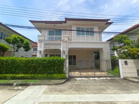 ขายบ้านเดี่ยว หมู่บ้านเซนโทร รัตนาธิเบศ์ (วัดสวนแก้ว) ราคาถูกมาก ราคาต่ำกว่าประเมิน