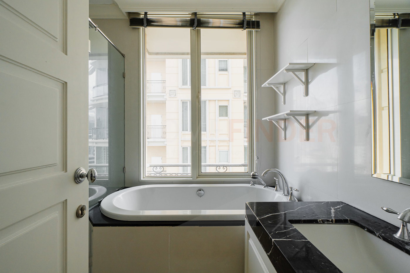 รูป Royce private residences 2 bedrooms, for sale - รูปที่ 8/11