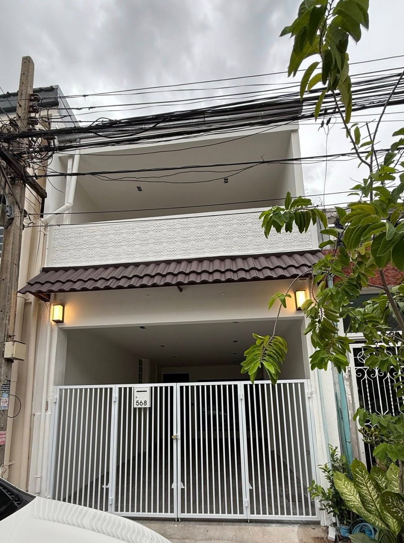 Townhouses for rent : Townhome for rent, 2 floors, Huai Khwang, Ratchada