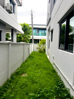 เช่าบ้านเดี่ยว เซฟวัน โก ศรีสมาน : ปล่อยเช่า Centro ดอนเมือง แจ้งวัฒนะ บ้านสวย น่าอยู่มาก
