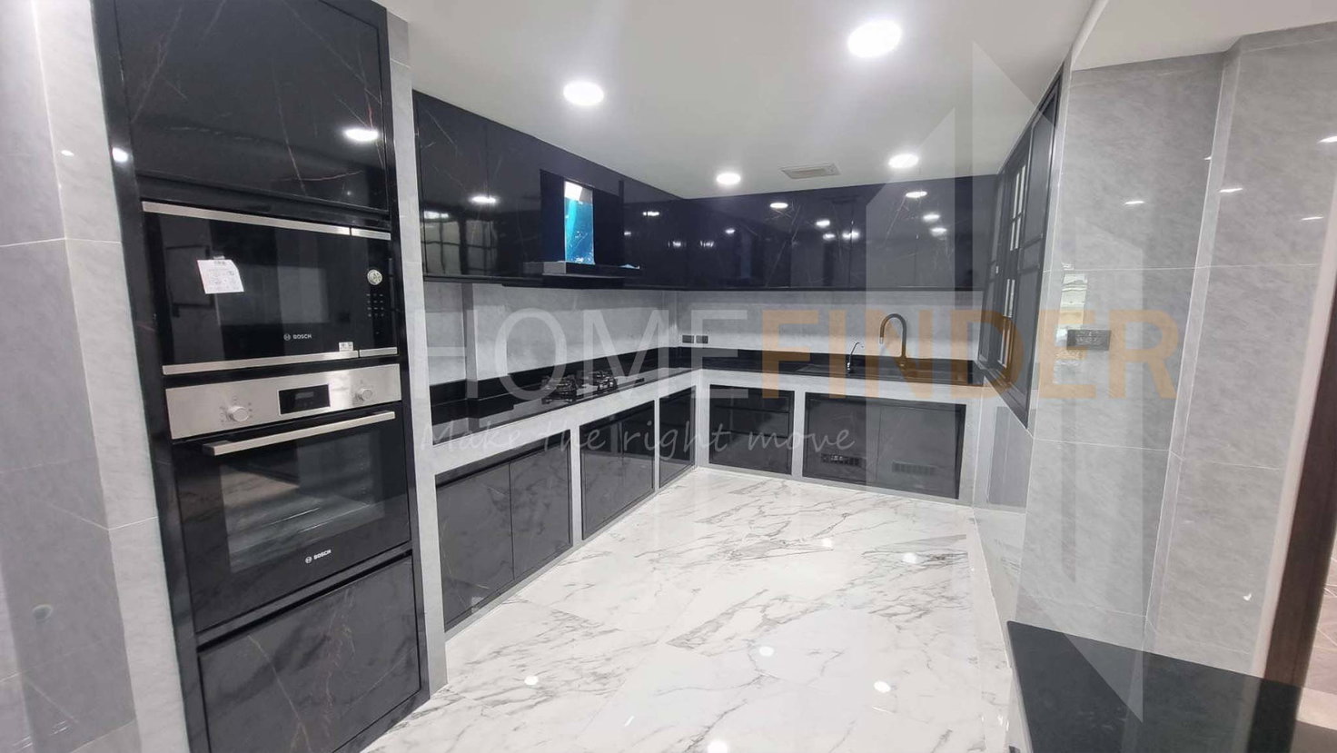 รูป Townhouse in Sukhumvit 26 6 bedrooms, for rent - รูปที่ 3/7