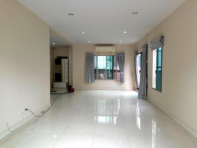 Houses for sale สถาบันเทคโนโลยีไทย-ญี่ปุ่น : Spacious 3-bedroom detached house for sale in The Plant Estique, near Lotus Pattanakarn