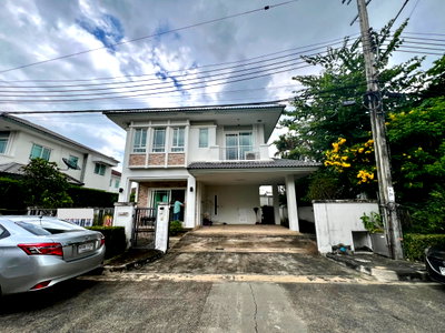 ขายบ้านเดี่ยว : 🏡 ขายด่วน ราคาพิเศษ บ้านเดี่ยว 2 ชั้น Mantana Rama 9 – Srinakarin ✨ บ้านสวยพร้อมอยู่ ทำเลศักยภาพ ใกล้สิ่งอำนวยความสะดวก