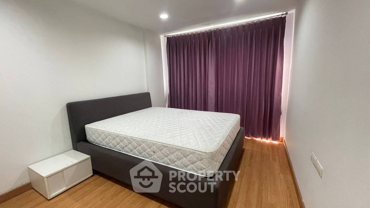 รูป คอนโด 2 ห้องนอน 63 ตร.ม. ที่ Ideo Blucove Sathorn ใกล้ BTS วงเวียนใหญ่ 100 ม. (ID 1866310) - รูปที่ 9/18
