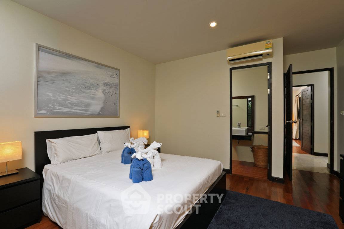 picture Pet-Friendly 4-BR Villa 370 Sqm in Rawai, Phuket (ID 787518) - 19/27