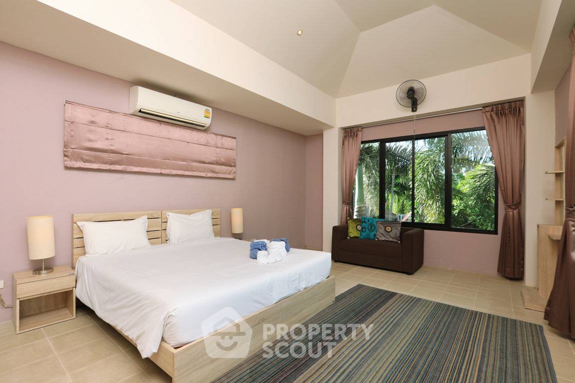 picture Pet-Friendly 4-BR Villa 370 Sqm in Rawai, Phuket (ID 787518) - 22/27