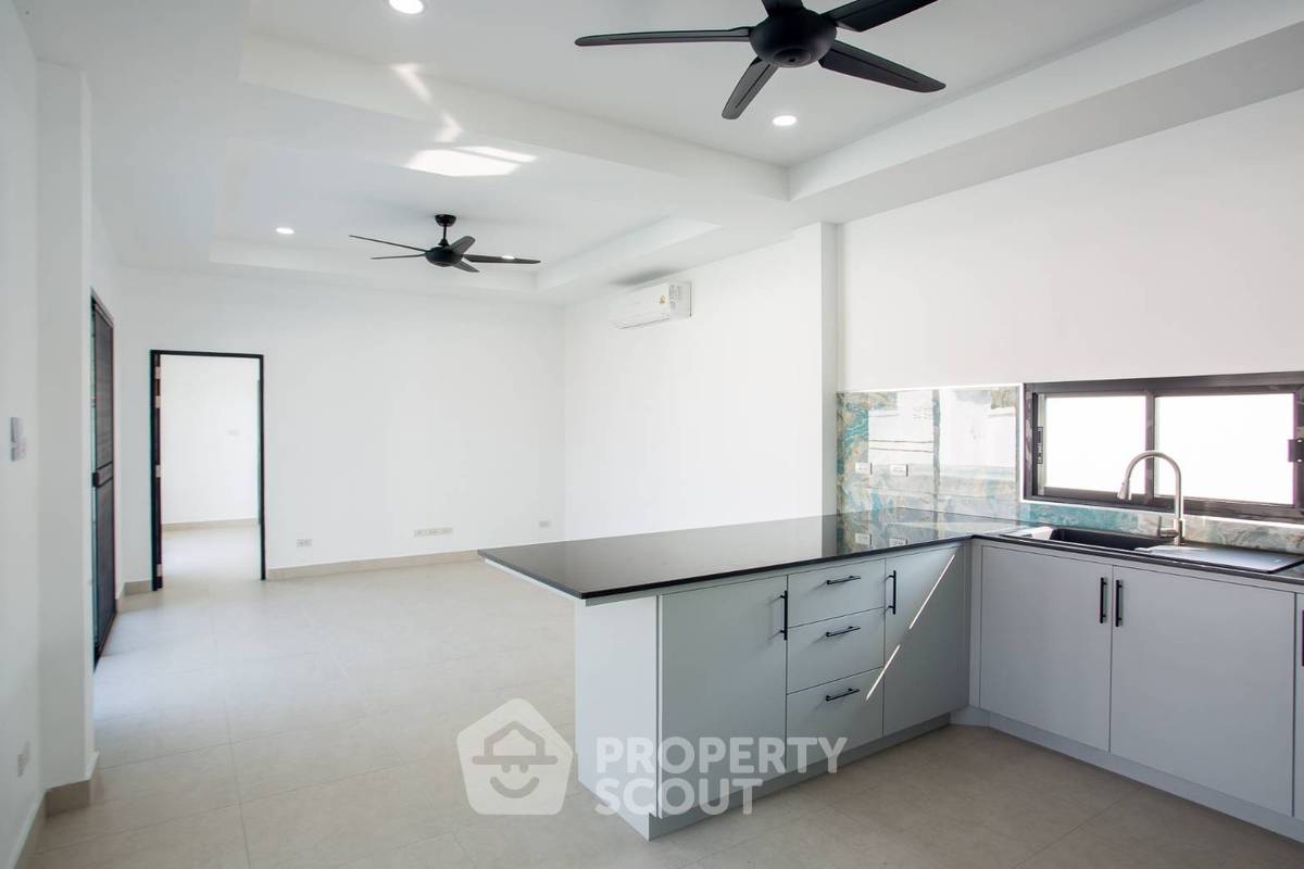 รูป บ้านเดี่ยว 3 ห้องนอน ขายที่เขมณตรา พร้อมเลี้ยงสัตว์ได้ ใกล้วังโพง (ID 1299863) - รูปที่ 6/12