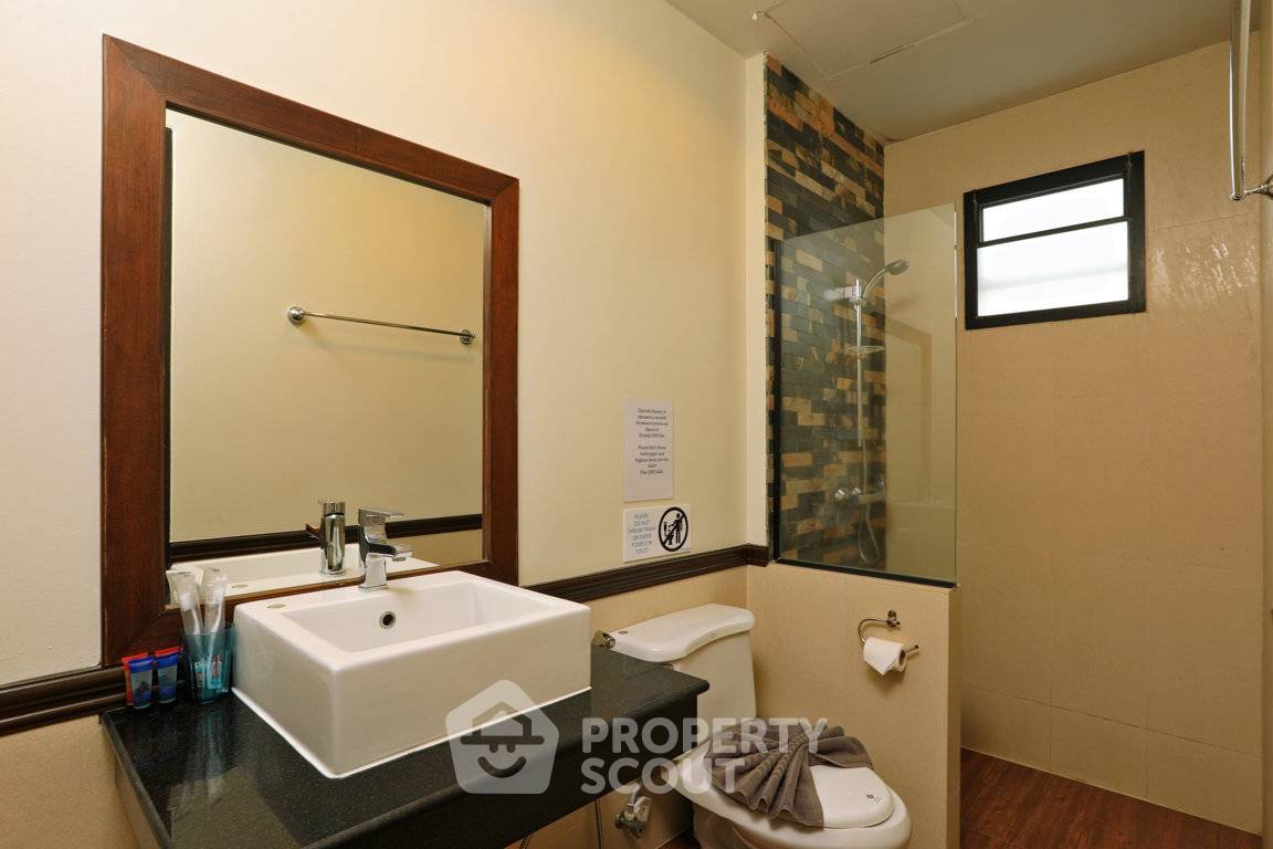 picture Pet-Friendly 4-BR Villa 370 Sqm in Rawai, Phuket (ID 787518) - 17/27