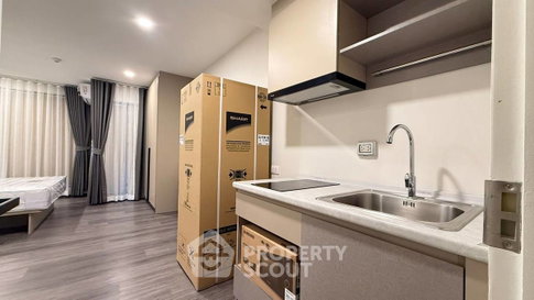 1-BR Condo In Flexi Rattanathibet, 400m to MRT Bang Krasor (ID 2047675)