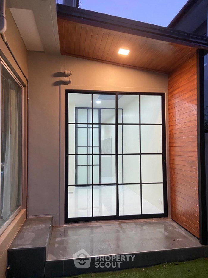 รูป บ้านเดี่ยว 3 ห้องนอน ขาย Life Bangkok Boulevard-Ramintra เขตคันนายาว กรุงเทพฯ (ID 1123863) - รูปที่ 10/16