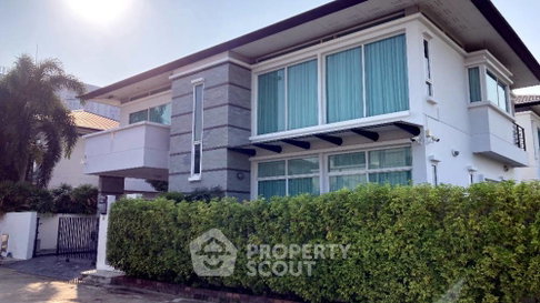 Pet-Friendly 4-BR House For Sale Near Saphan Sung (ID 1111849)