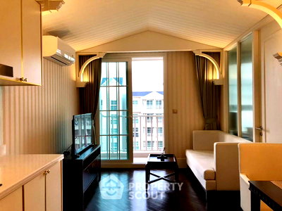 ขายคอนโด : ขายคอนโด 1 ห้องนอน Grand Florida Beachfront Pattaya พัทยา (ID 1006849)