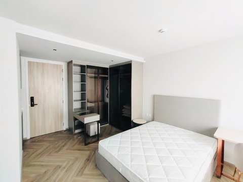 *** ให้เช่าคอนโด : แชปเตอร์ ทองหล่อ 25 1 ห้องนอน ครัวปิด เฟอร์ครบ (Chapter Thonglor 25) ***