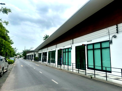 สำนักงานให้เช่า : ให้เช่า ซ็อป(สำหรับทำสำนักงาน)หรือร้านนวด ร้านทำเล็บ ได้ ในคอนโด เจคอนโด (สาทร-กัลปพฤกษ์)