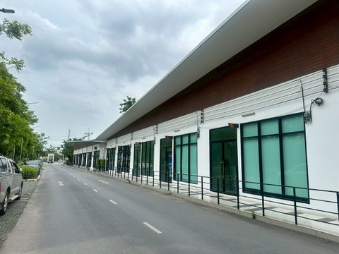 ให้เช่า ซ็อป(สำหรับทำสำนักงาน)หรือร้านนวด ร้านทำเล็บ ได้ ในคอนโด เจคอนโด (สาทร-กัลปพฤกษ์)