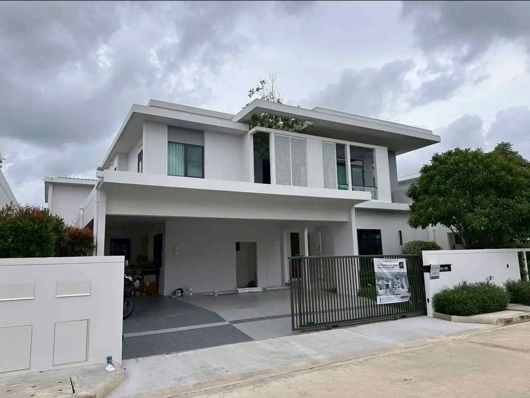 รูป ♦ Elite Type ♦ บ้านเดี่ยว 2 ชั้น 88.00 ตร.ว. 283.00 ตร.ม. | 4 ห้องนอน 5 ห้องน้ำ | ใกล้ Central Village 9 นาที - รูปที่ 14/21