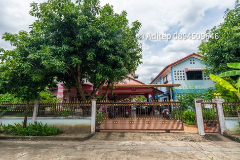 ขาย บ้านเดี่ยว 120 ตรว. หมู่บ้าน นครินทร์ การ์เด้น ร่มเกล้า 19/1 พร้อมอาคารสำนักงาน เหมาะทั้งในการเป็น Home Office และอยู่อาศัย