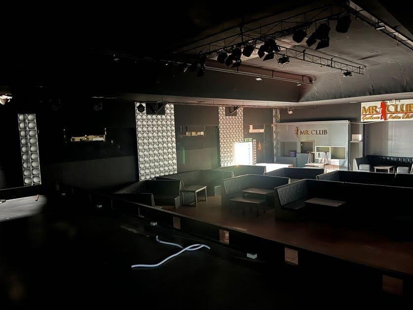 รูป Owner Post! ให้เช่าอาคารพาณิชย์ Showroom 625 ตร.เมตร หน้ากว้าง 39 เมตร ติดถนนกาญจนาภิเษก ใกล้ The Mall Bangkhae - รูปที่ 6/13