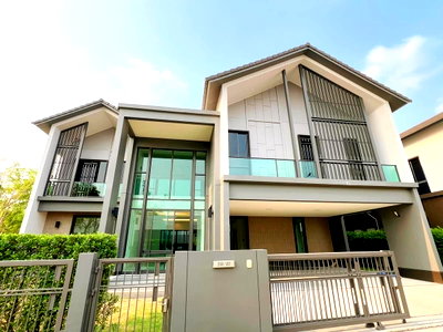 บ้านเดี่ยว วิทยาลัยอาชีวศึกษาธนบุรี : PK007 ขายบ้านเดี่ยวหลังมุมสไตล์โมเดิร์น โครงการเศรษฐสิริ จรัญฯ-ปิ่นเกล้า 2