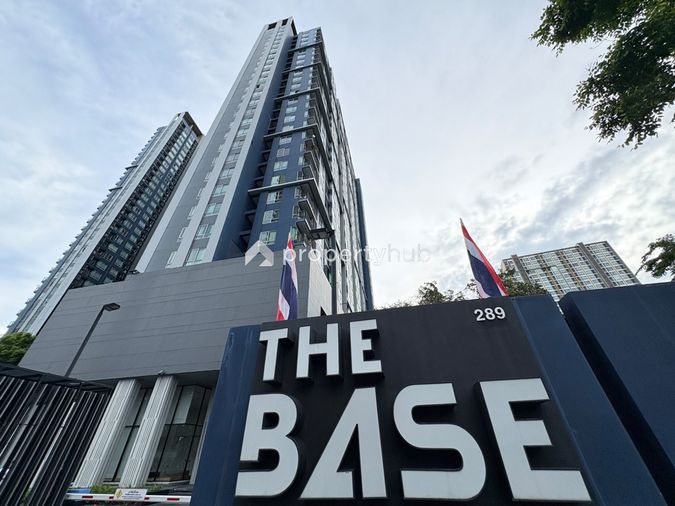 THE BASE Sukhumvit 71