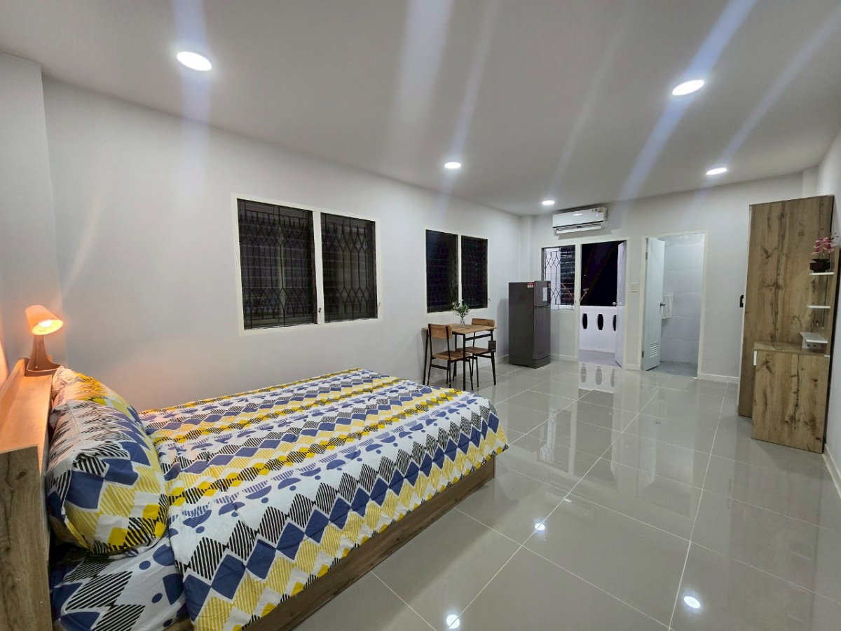 ให้เช่า ห้องรีโนเวทใหม่ ลาดพร้าว 101 แมนชั่น เฟอร์นิเจอร์พร้อมเข้าอยู่ 