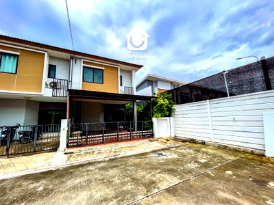 ทาวน์โฮม เดอะ โมเดิร์น จิมส์ ช็อปปิ้ง มอลล์ : 📣 ขายด่วน! ทาวน์โฮม หลังริม เดอะฟอร์จูน สุวรรณภูมิ ทำเลดี ย่านลาดกระบัง ใกล้สนามบิน