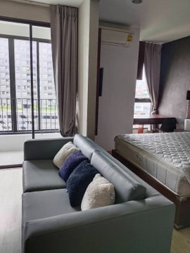 For Rent : IDEO Q Prayathai Condo *Nice Room* at Line : @homefinder