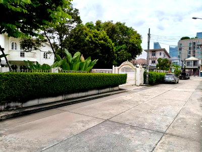 บ้านเดี่ยว ถนนสุขุมวิท : ขายบ้านเดี่ยวสุขุมวิท64 บางจาก ที่ดิน145ตร.ว ใกล้BTSปุณณวิถี 500ม ทางด่วนสุขุมวิท62 บางนา ทรูดิจิทัลพารค ไปเอกมัยสะดวก House Sukhumvit 0879074045