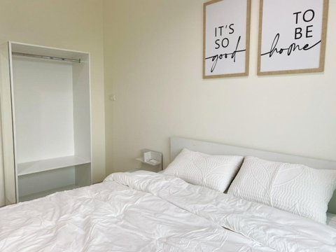 ให้เช่าคอนโด อัสสกาญจน์ เพลส ศรีนครินทร์ ( สถานีรถไฟฟ้า สถานีหัวหมาก) Condo for rent in Asakan Place Srinakarin Airport Link Hua Mak (SA-01)