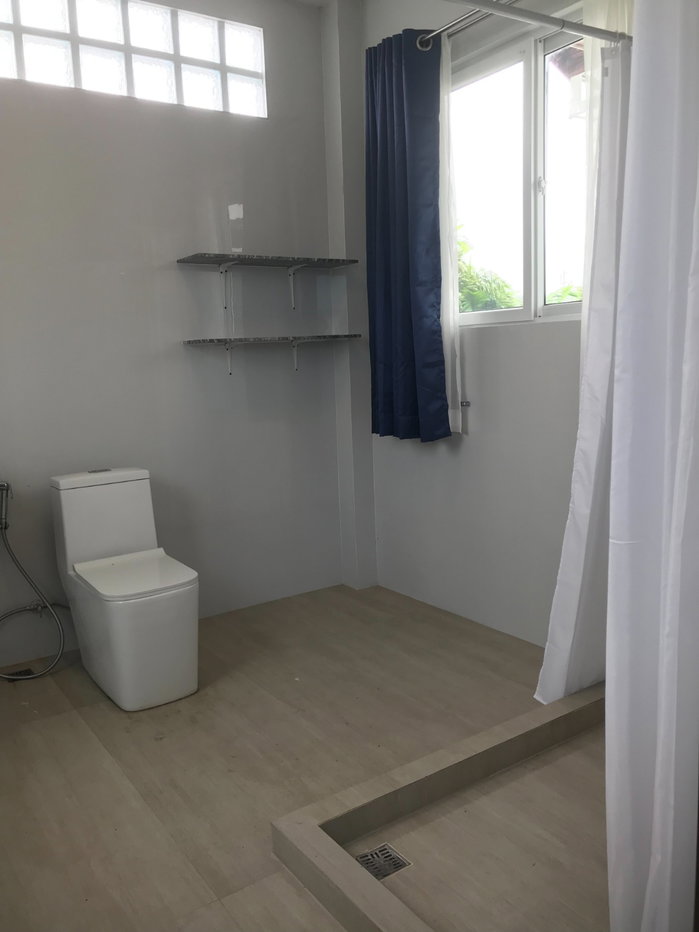 รูป For rent house 4 beds 6 bath with pool nice location (S15-22555)  - รูปที่ 3/35