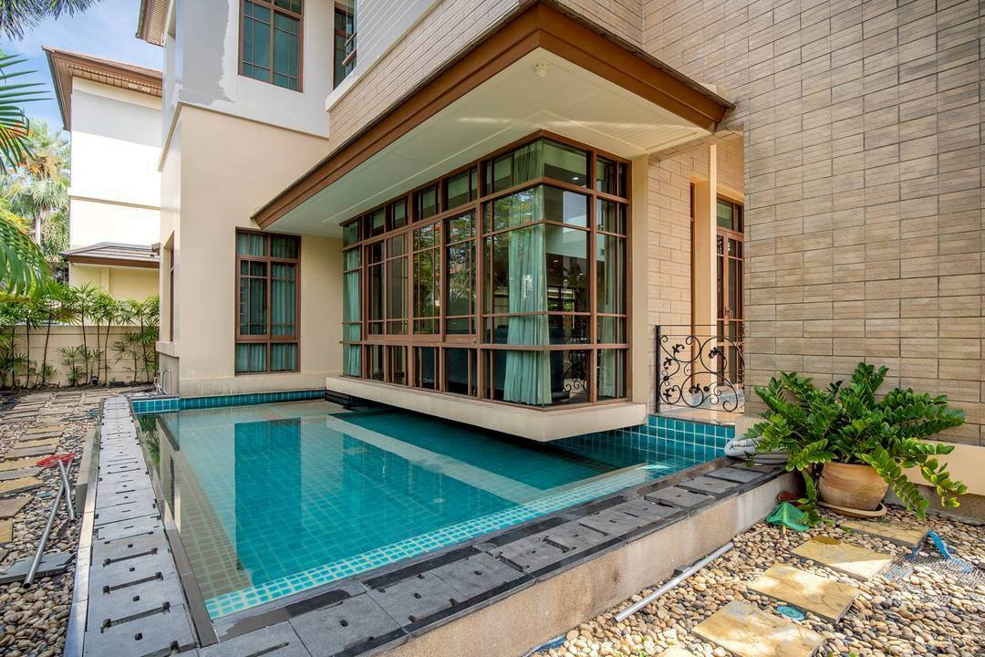 รูป ♣ Luxury house ♣ บ้านเดี่ยว 2 ชั้น 110.00 ตร.ว. | 4 ห้องนอน 5 ห้องน้ำ | ใกล้ BTS สถานีพระโขนง 2 นาที, โรงพยาบาลสุขุมวิท 4 นาที, Gateway เอกมัย 4 นาที - รูปที่ 18/21