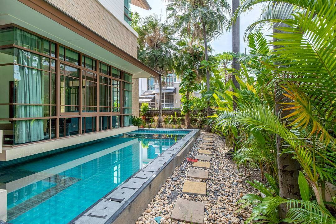 รูป ♣ Luxury house ♣ บ้านเดี่ยว 2 ชั้น 110.00 ตร.ว. | 4 ห้องนอน 5 ห้องน้ำ | ใกล้ BTS สถานีพระโขนง 2 นาที, โรงพยาบาลสุขุมวิท 4 นาที, Gateway เอกมัย 4 นาที - รูปที่ 17/21