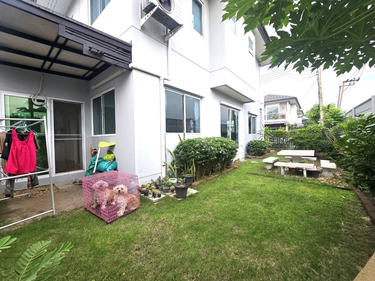 รูป บ้านเดี่ยว 2 ชั้น หมู่บ้าน เซนโทร รังสิต คลอง 4 ตกแต่งสวย พร้อมสวนรอบบ้าน ทำเลดี ติด ถนนรังสิต-นครนายก - รูปที่ 22/22