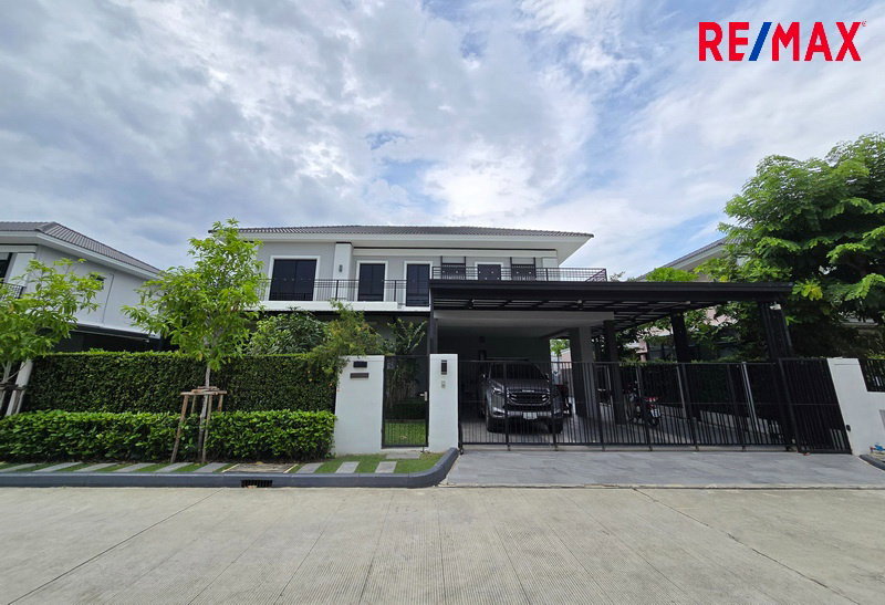 ขายบ้านเดี่ยว : ขายบ้านเดี่ยว ปริญญ์ เพชรเกษม 69 เนื้อที่ 101.6 ตารางวา บ้านสวย สภาพใหม่ ตกแต่งพร้อมอยู่ บนถนนเลียบคลองภาษีเจริญฝั่งใต้ หนองแขม กทม.
