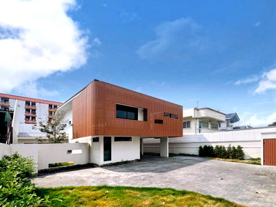 ขายบ้านเดี่ยว : S2929 ขายบ้านเดี่ยวสไตล์มินิมอล บ้านลาดพร้าว 122 ซอยมหาดไทย พื้นที่กว้าง