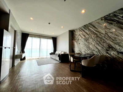 Condos for sale : 2-BR 79 Sqm On 28th Floor At Aeras Condo Pattaya, Jomtien Beach (ID 1960739)