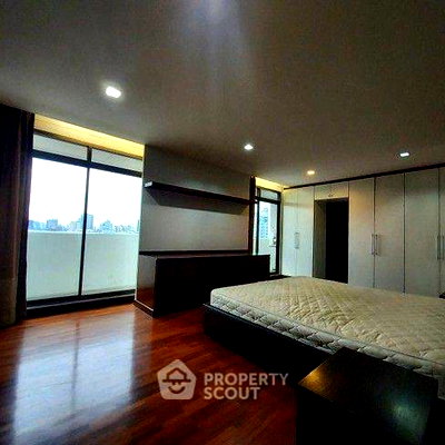 Condos for sale : 2-BR Condo 869 Sqm At The Roof Garden On Nut, BTS On Nut (ID 2143583)