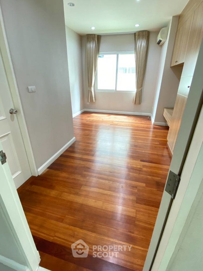 รูป บ้าน 5 ห้องนอน 410 ตร.ม. ปรับได้กับสัตว์เลี้ยง วิลล่า นครินทร์ อ่อนนุช-วงแหวน ใกล้สนามบินสุวรรณภูมิ (ID 1308477) - รูปที่ 26/41