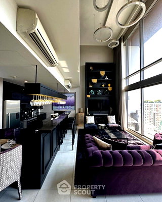 Condos for sale : 3-BR 31st-Floor 128 Sqm Condo The Lofts Ekkamai, 200m to BTS Ekkamai (ID 998367)