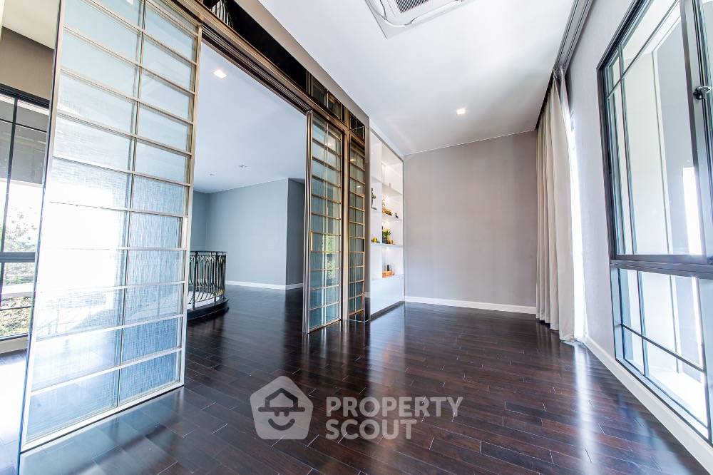 รูป บ้าน 5 ห้องนอน ให้เช่า โครงการ แกรนด์ บางกอก บูเลอวาร์ด กรุงเทพกรีฑา | 604 ตร.ม. (ID 1385585) - รูปที่ 10/48