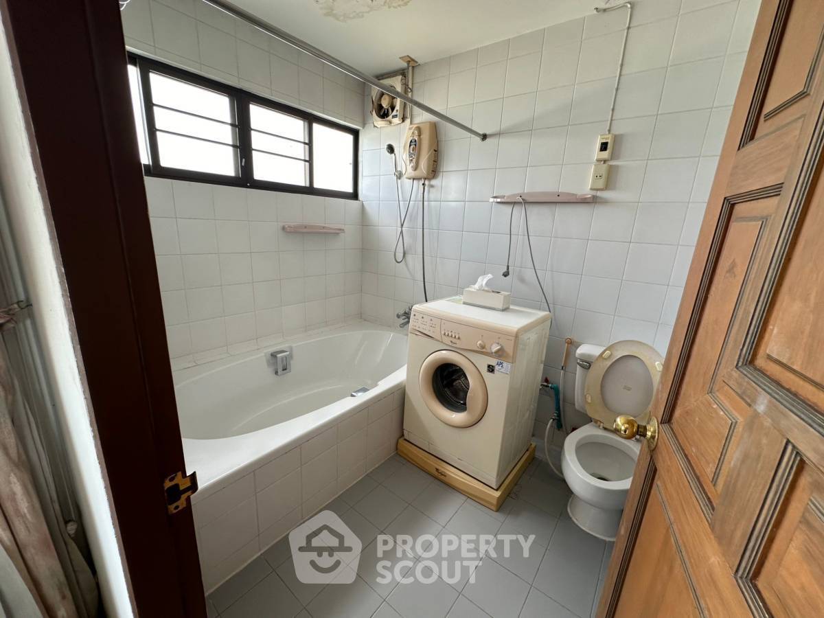 รูป คอนโด 3 ห้องนอน 179 ตร.ม. ขาย – Beach Villa Viphavadee Condo (ID 1390286) - รูปที่ 19/20