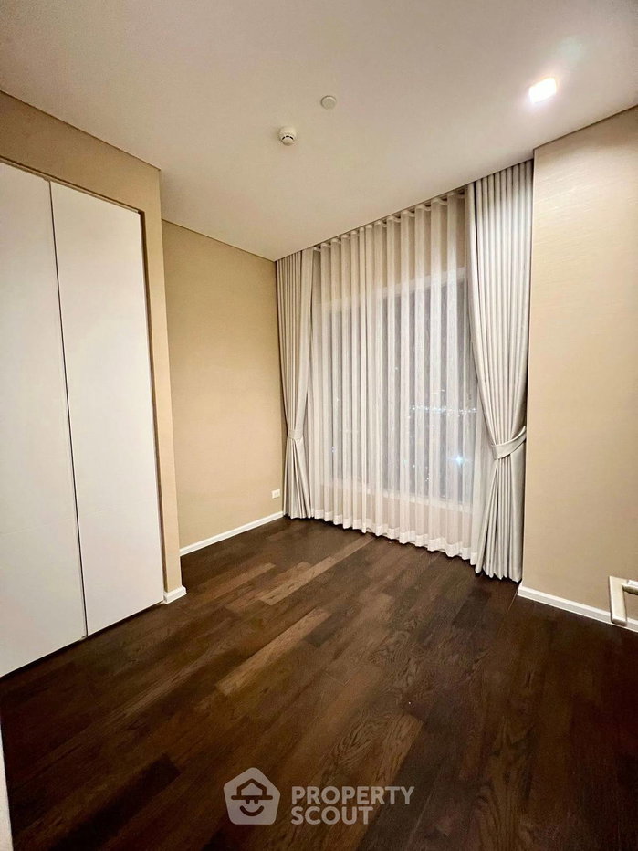 รูป คอนโด 2 ห้องนอน The Saint Residences ใกล้ MRT พหลโยธิน 100 ม. ชั้น 29 ขนาด 70 ตร.ม. (ID 2293343) - รูปที่ 13/17