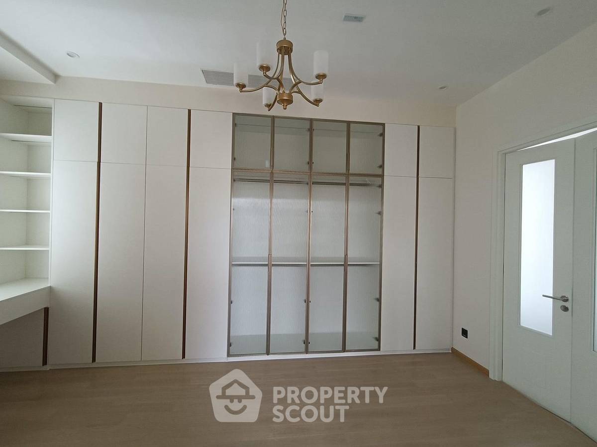 picture Pet-Friendly 4-BR House For Sale At Arcade Pattaya, Pong (ID 1787182) - 21/28