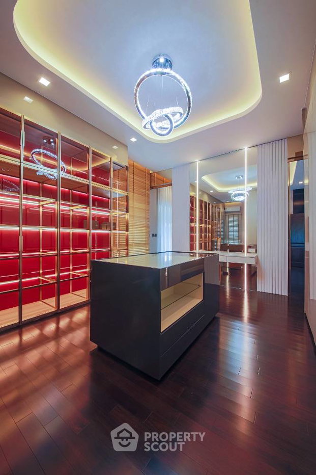 รูป บ้าน 5 ห้องนอน ให้เช่า โครงการ แกรนด์ บางกอก บูเลอวาร์ด กรุงเทพกรีฑา | 604 ตร.ม. (ID 1385585) - รูปที่ 27/48